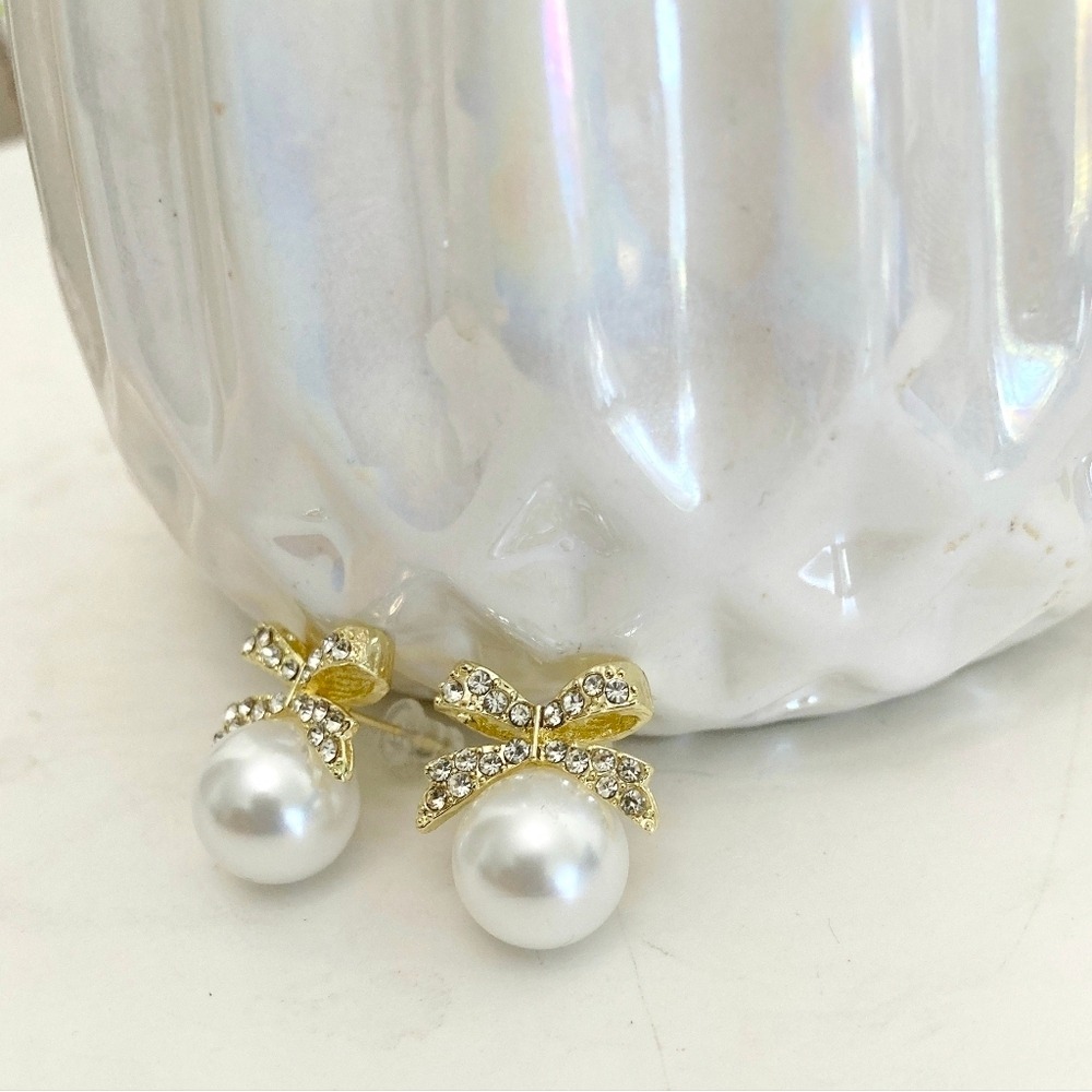 Gold Bow Stud Earrings 18K Faux Pearl Rhinestone Coquette Romantic 💖 - Picture 8 of 13